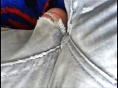 स्मोकिन हॉट ब्रुनेट फुल सेक्सी फिल्म वीडियो में आमेचर मिल्क कॉक में लोंज़ेरी